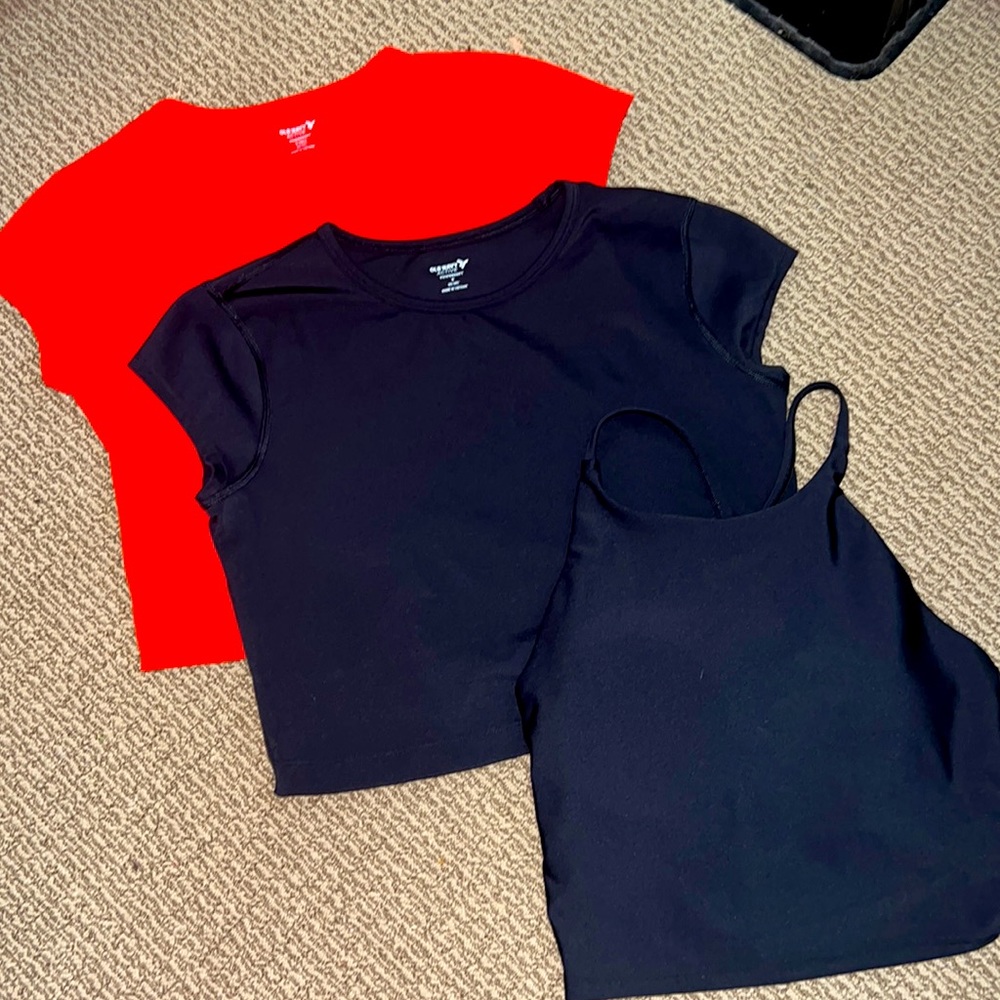 Lot of workout crop tops womens small